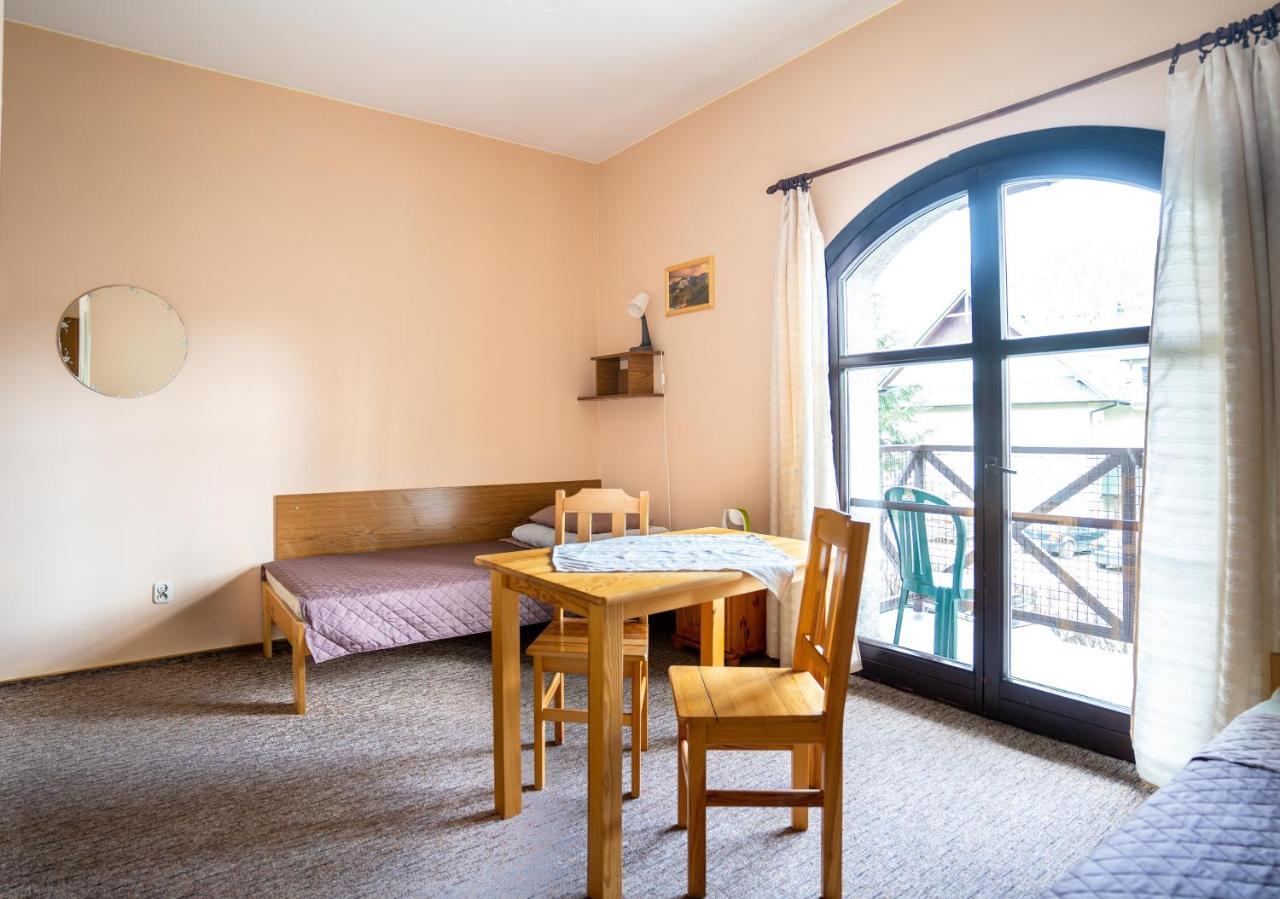 Albergue Miedzynarodowe Schronisko Mlodziezowe Ptsm Szarotka Zakopane Exterior foto